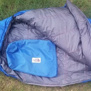 windy pass north face sleeping bag